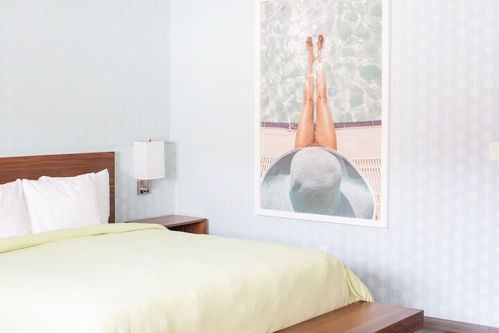 Room 25 of 50