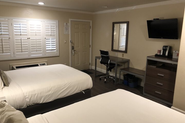 Room 17 of 55