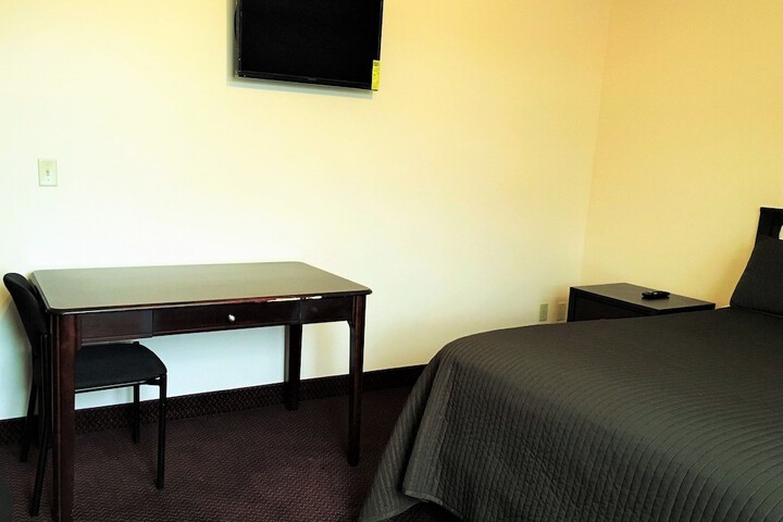 Room 7 of 36