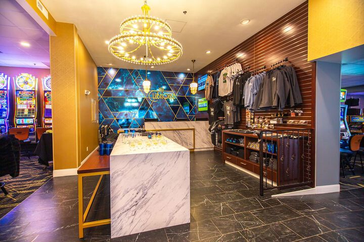 Gift Shop 73 of 76