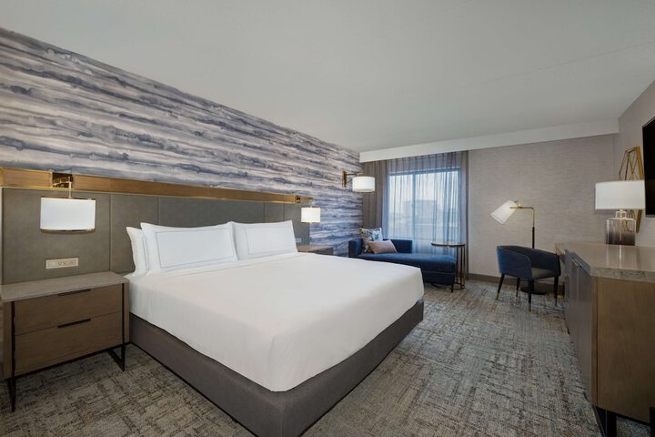 DoubleTree by Hilton Kingston