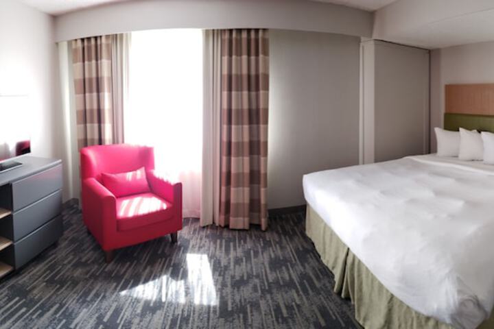 Room 20 of 35
