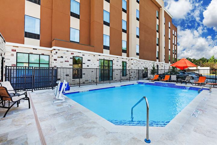 Pool 7 of 85