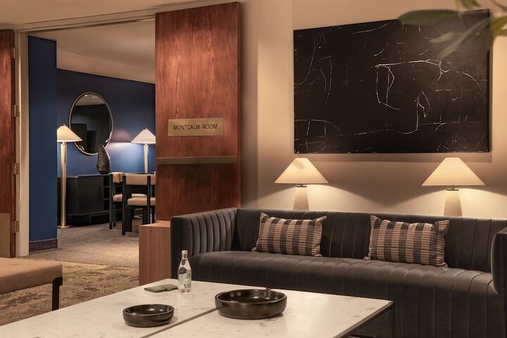 Room 63 of 80