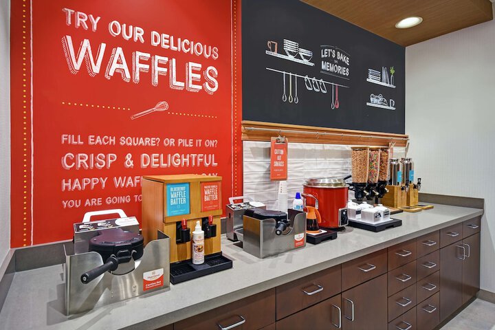 Breakfast/Coffee Service 44 of 51