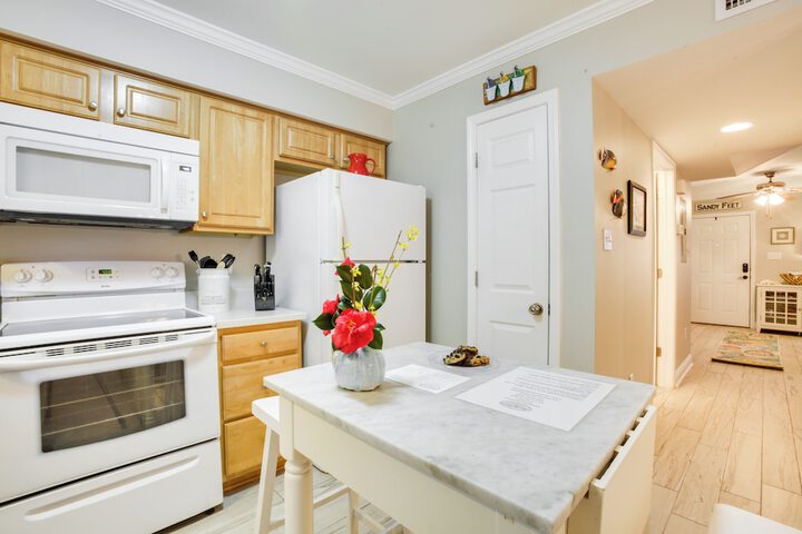 Old Town Bay St. Louis Townhome: Walk to Beach