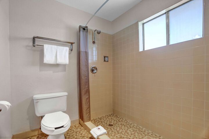 Motel 6 Fort Bragg CA