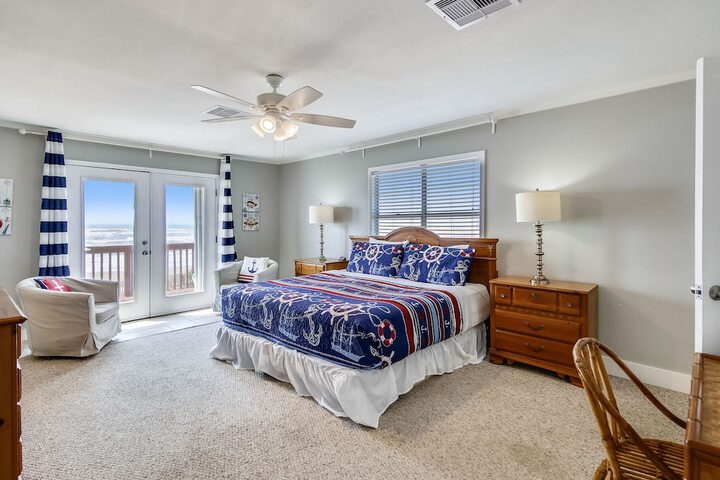 Room 17 of 32