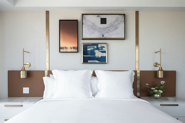 Room 15 of 38