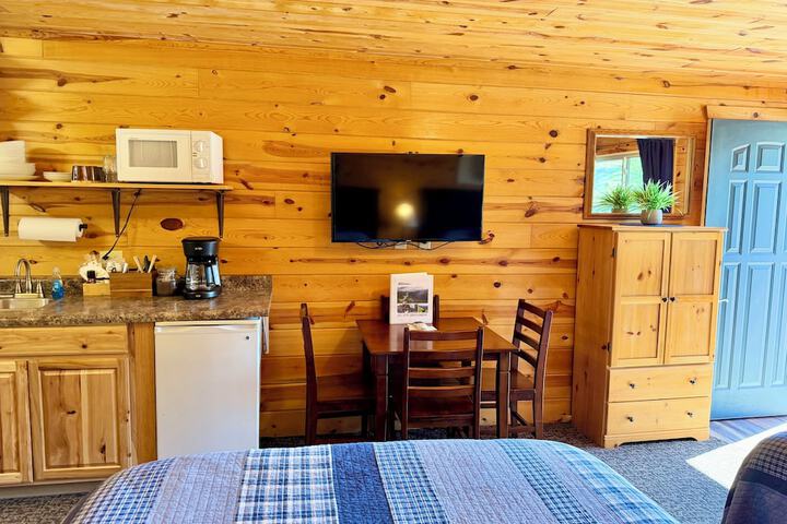 Mountain View Lodge & Cabins