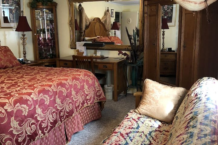 Room 19 of 42