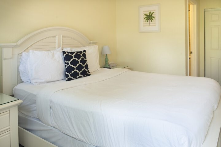 Room 8 of 18