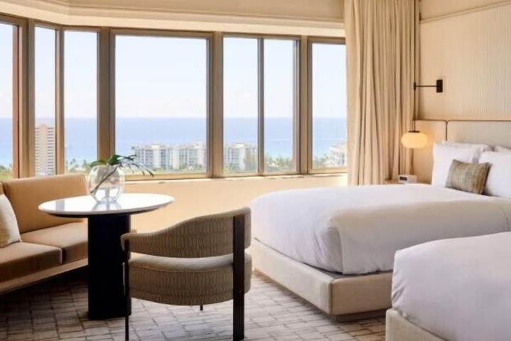 Tower at the Boca Raton
