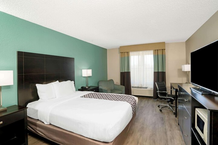 Room 12 of 29