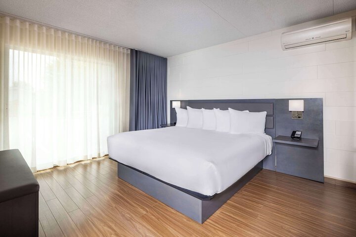 Les Suites de Laviolette an Ascend Collection Hotel