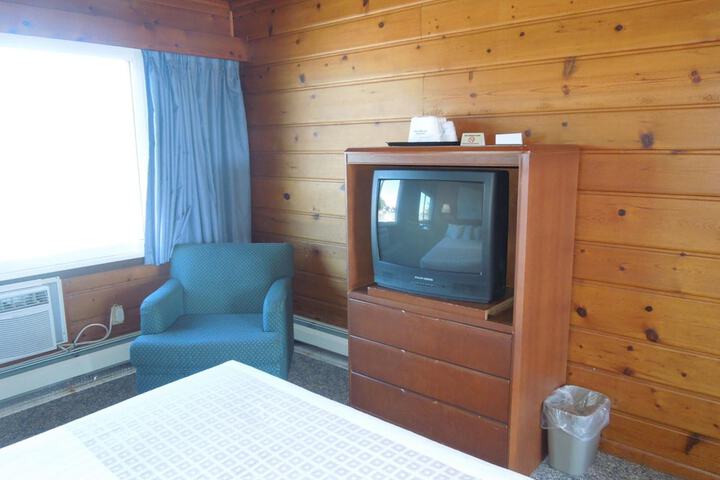 Room 40 of 63