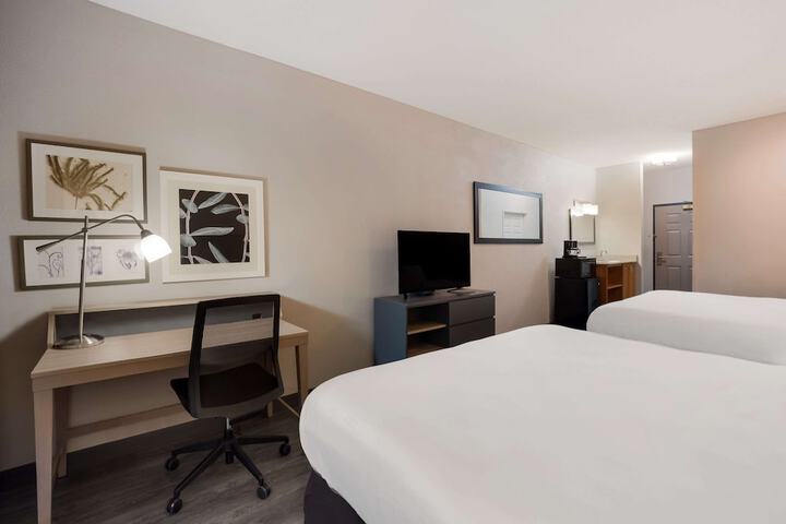 Room 38 of 48