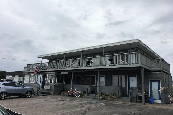 Hotel 5 of 42