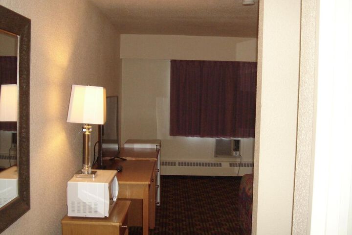 Black Gold Inn