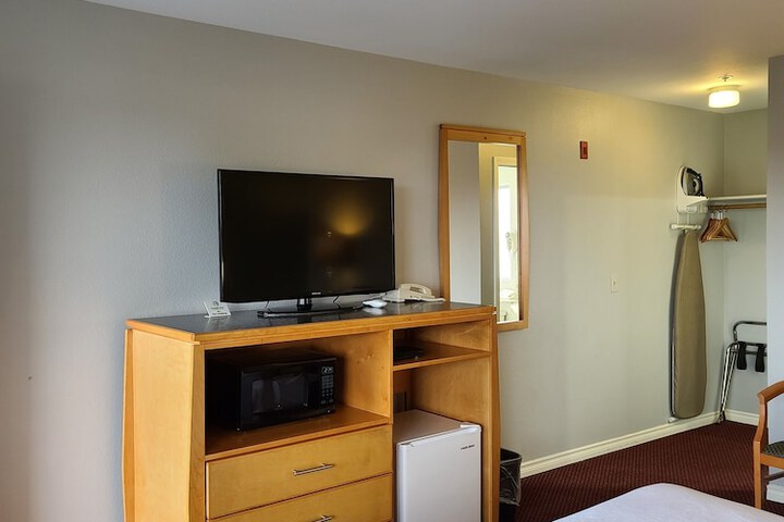 Room 7 of 47