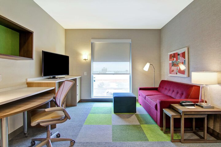 Room 35 of 62