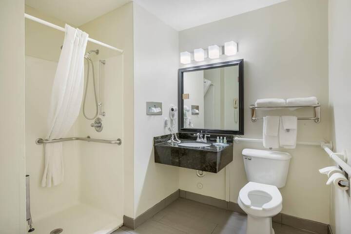 Quality Inn Edgerton - Lake Koshkonong