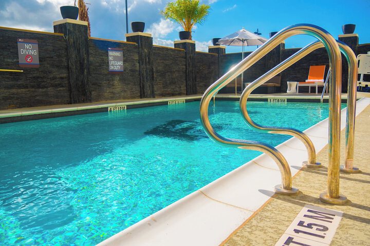 Pool 6 of 42