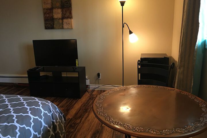 Room 11 of 21