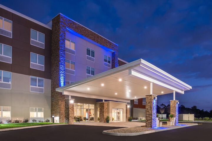 Hotel 3 of 71