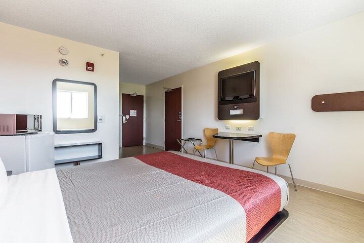 Room 36 of 75