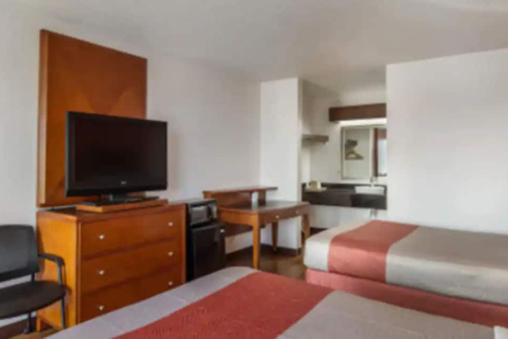 Room 31 of 46