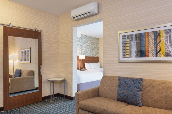Room 14 of 44