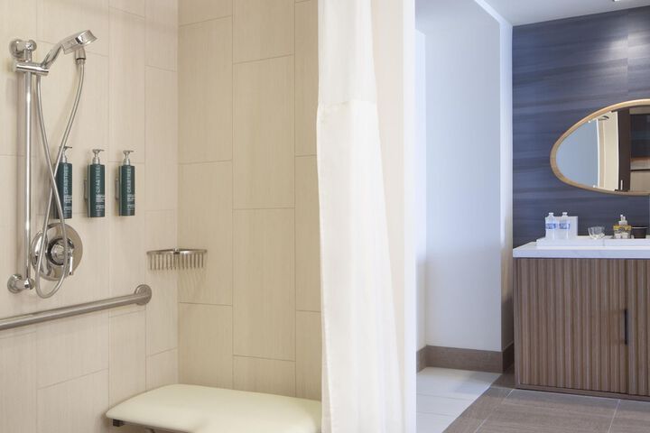Hilton Dallas / Plano Granite Park