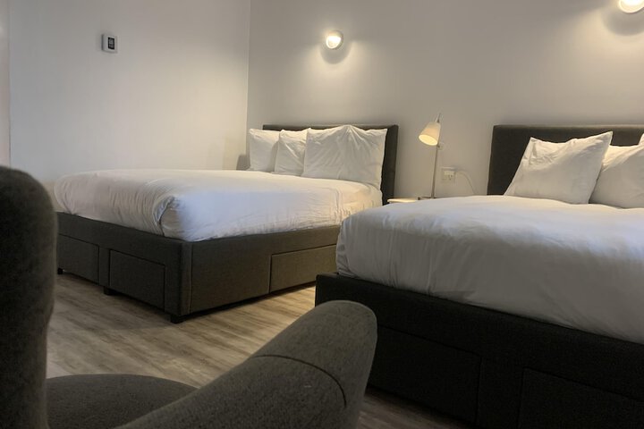 Room 10 of 31