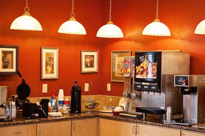 Breakfast/Coffee Service 49 of 55