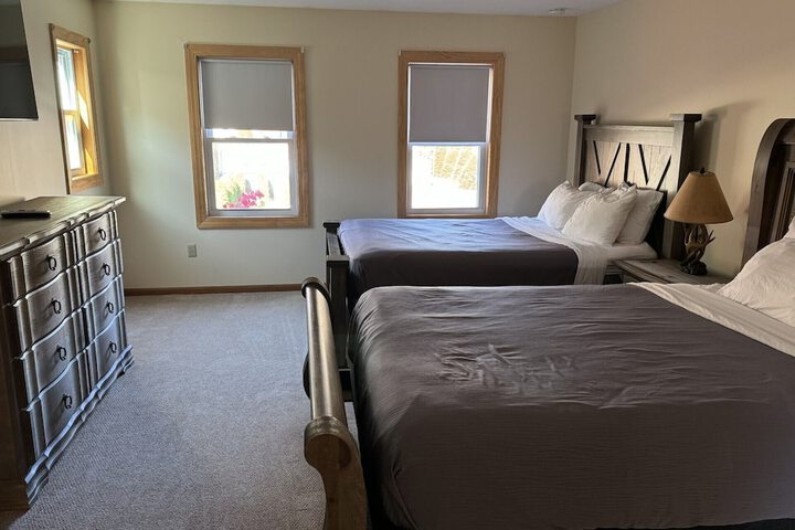Room 47 of 99