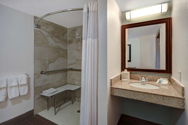 Room 20 of 49