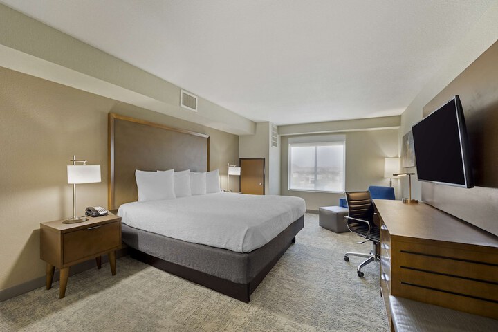 Best Western Plus Henderson Hotel