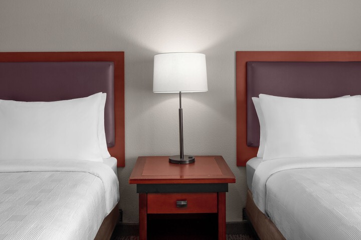 Room 18 of 33