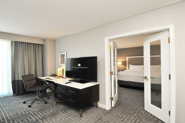 InterContinental Kansas City at the Plaza by IHG