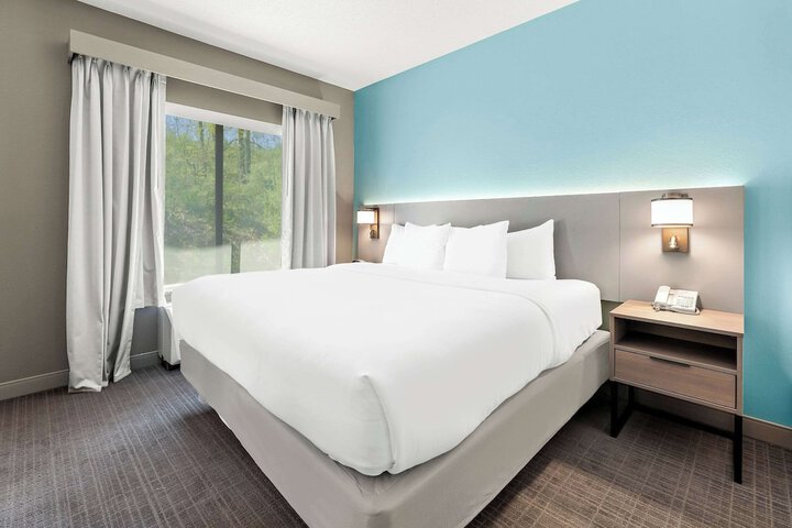 Room 40 of 60