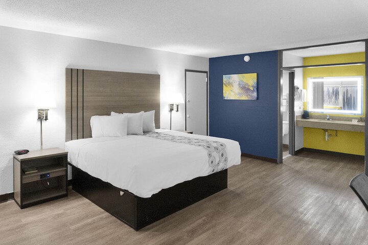 Room 28 of 52