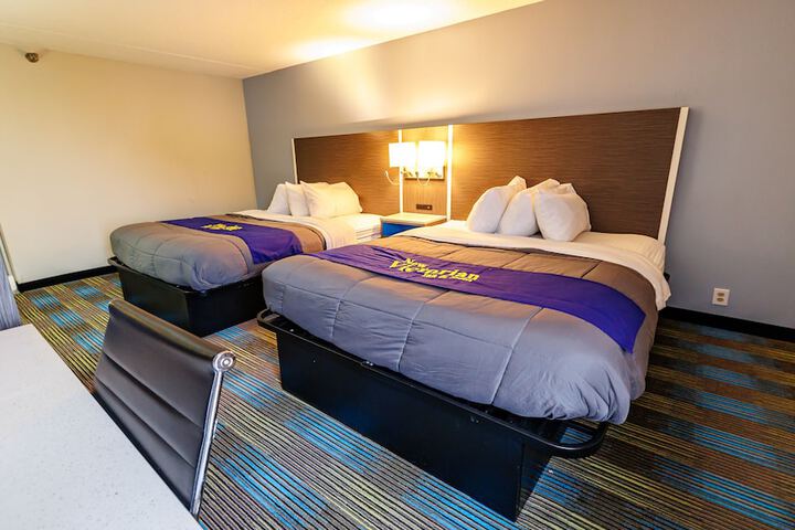 Room 14 of 38
