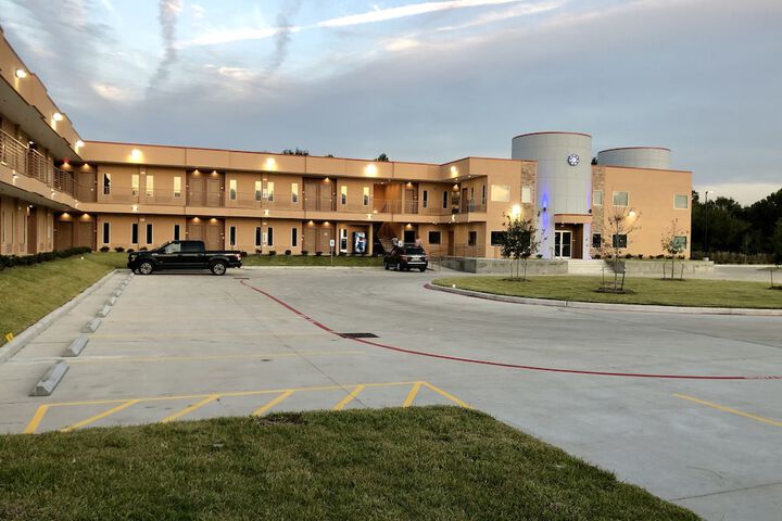 Hotel 3 of 9