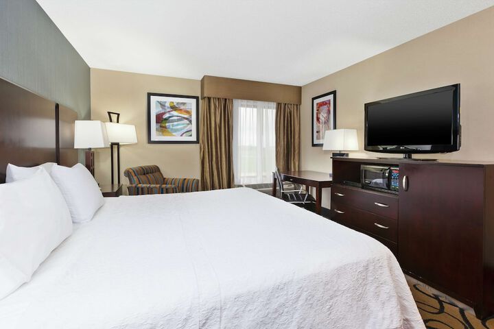 Room 14 of 27