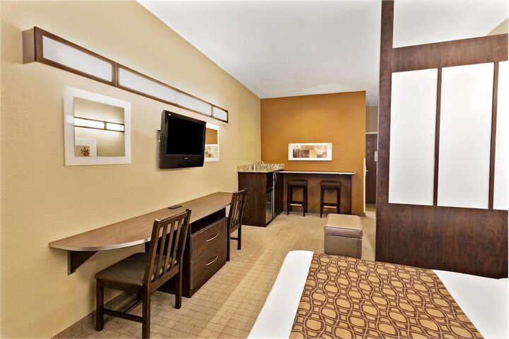 Room 35 of 51