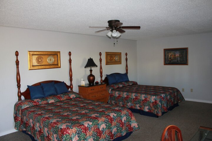 Room 127 of 219