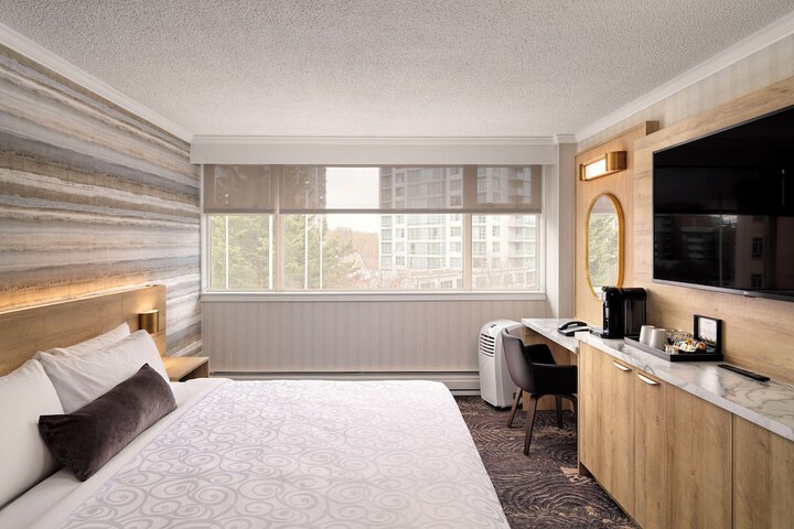Chateau Victoria Hotel and Suites