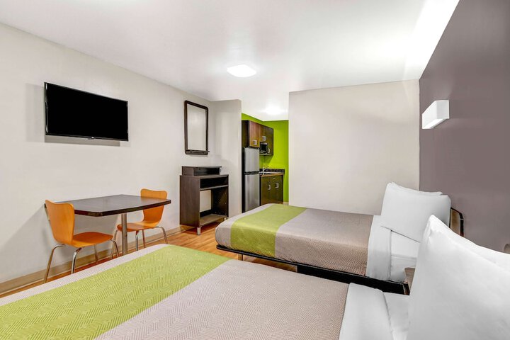 Studio 6 Extended Stay - Atlanta GA - Chamblee