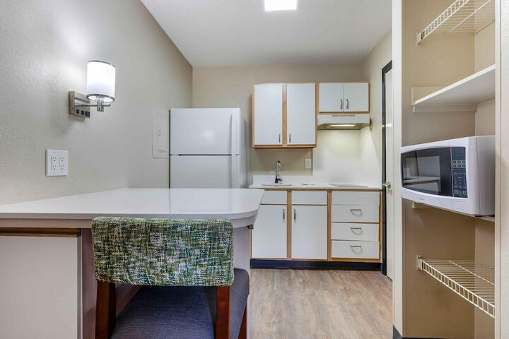 Extended Stay America Suites Arlington